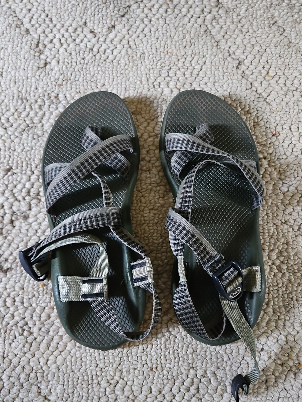 Chaco Green Strappy Z/2 Classic Sandal 11 Outdoor Hiking Granola
